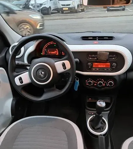 renault_twingo_3_limited_sce_65_ch_vente_occasion_garage_saint_varent (5)