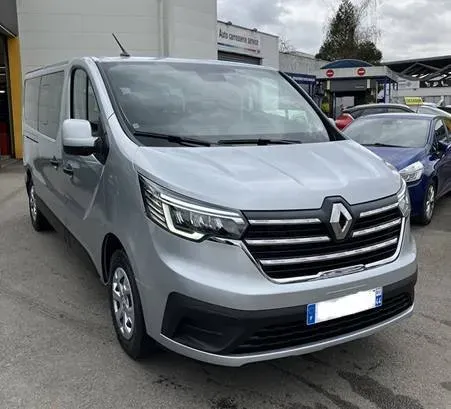 renault_trafic_l2_intens_blue_dci_150_ch_9_places_vente_occasion_garage_saint_varent (3)