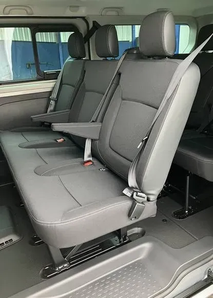 renault_trafic_l2_intens_blue_dci_150_ch_9_places_vente_occasion_garage_saint_varent (5)