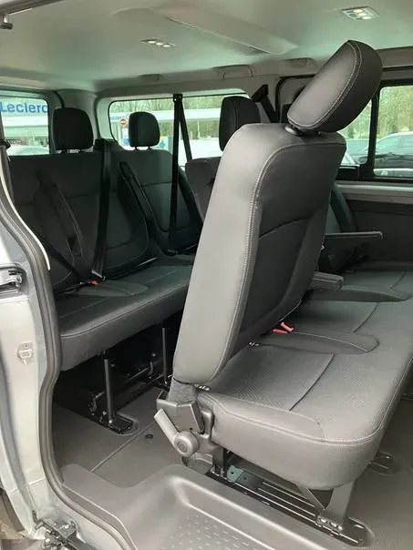renault_trafic_l2_intens_blue_dci_150_ch_9_places_vente_occasion_garage_saint_varent (6)